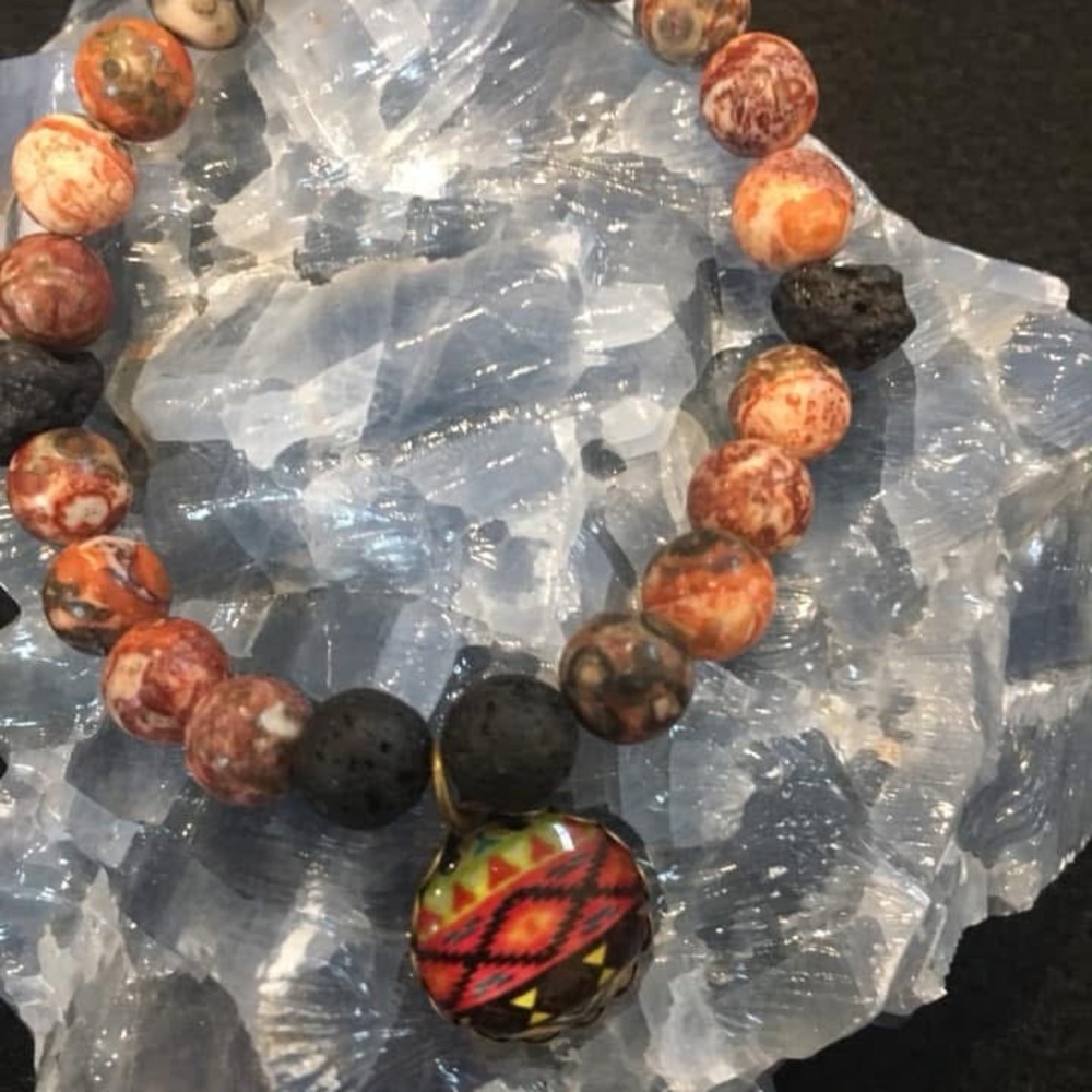 Elegant Multicolor Beaded Necklace